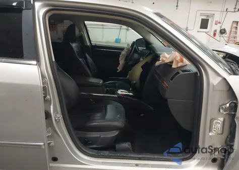 2009 Chrysler 300C Hemi из США, поврежденный, VIN 2C3LA63T79H618478